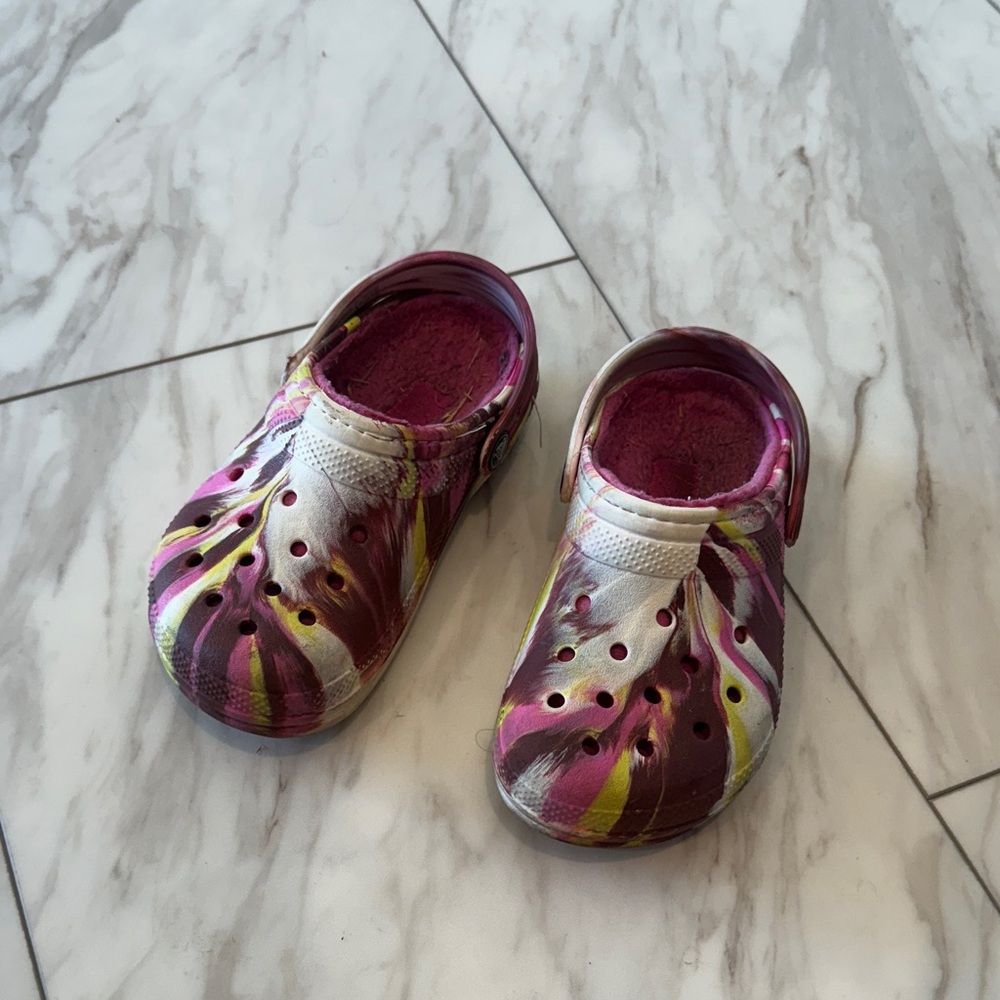 CROCS Kids Water Shoes in Pink and Yellow